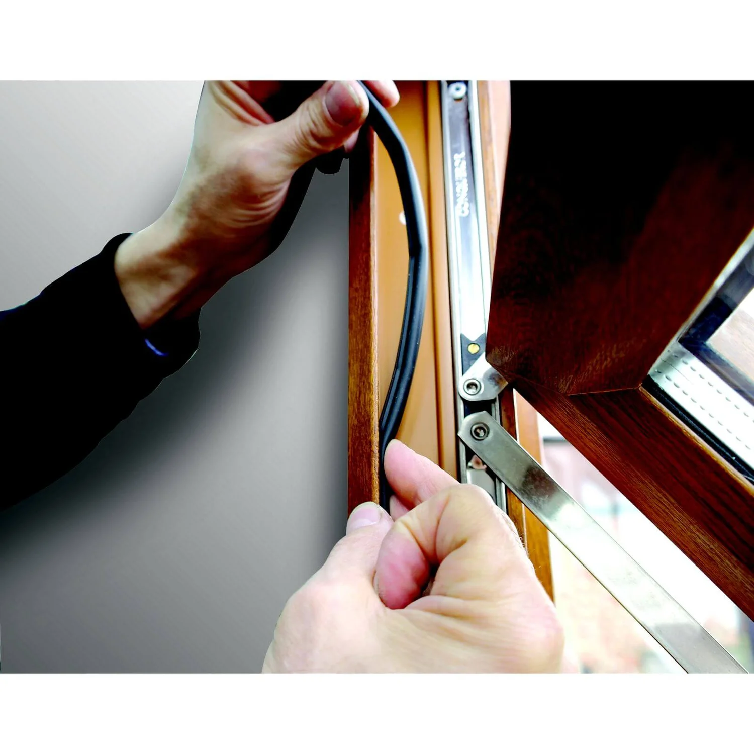 Stormguard UPVC Replacement Seal Black - 6m - Image 3