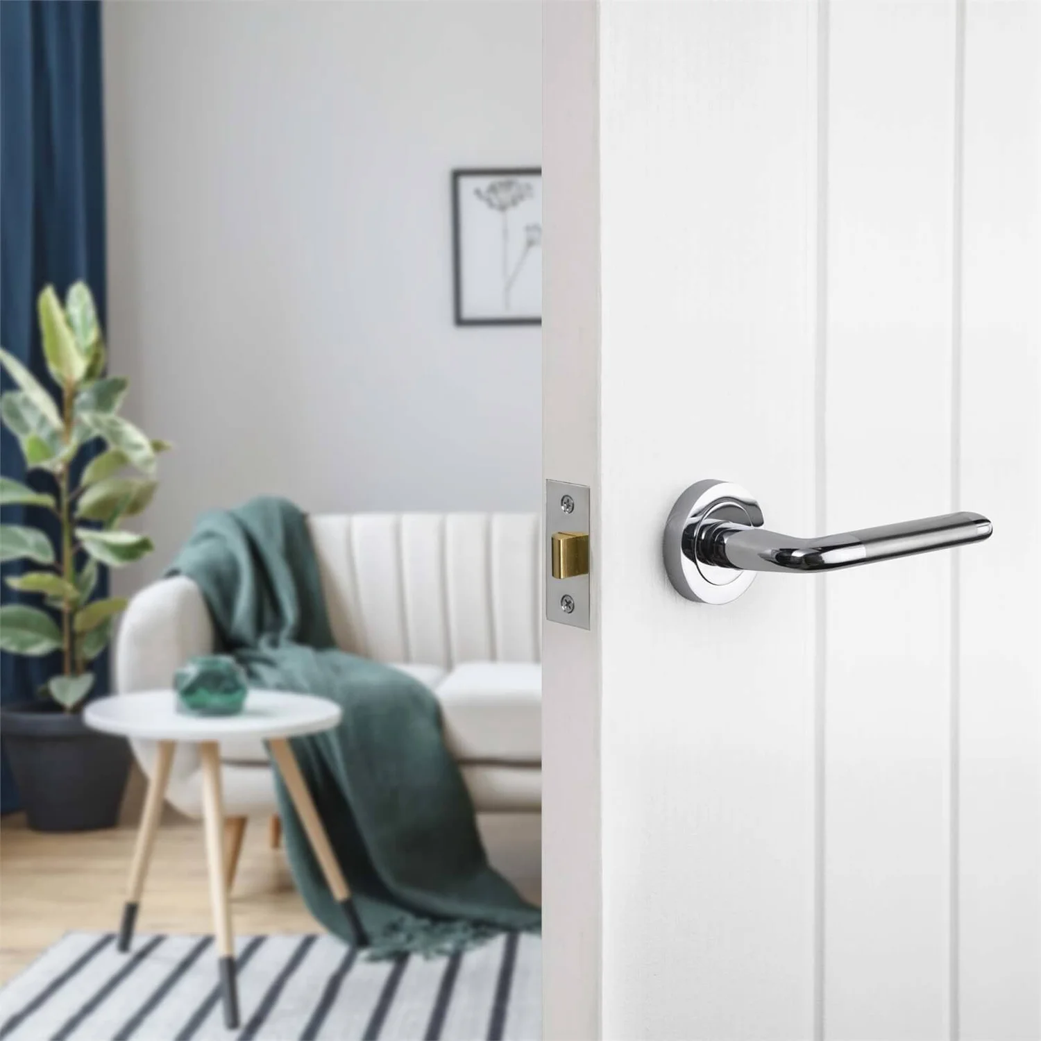 Sandleford Elmore Lever On Rose Set - Dual Tone Polished & Brushed Chrome - Image 3