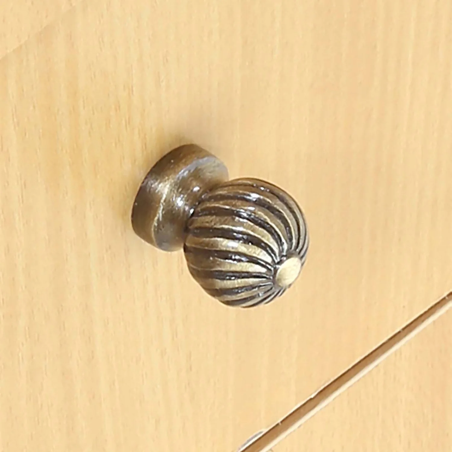 Parabola 64mm Swirl Zinc Antique Brass Cabinet Knob - Image 2