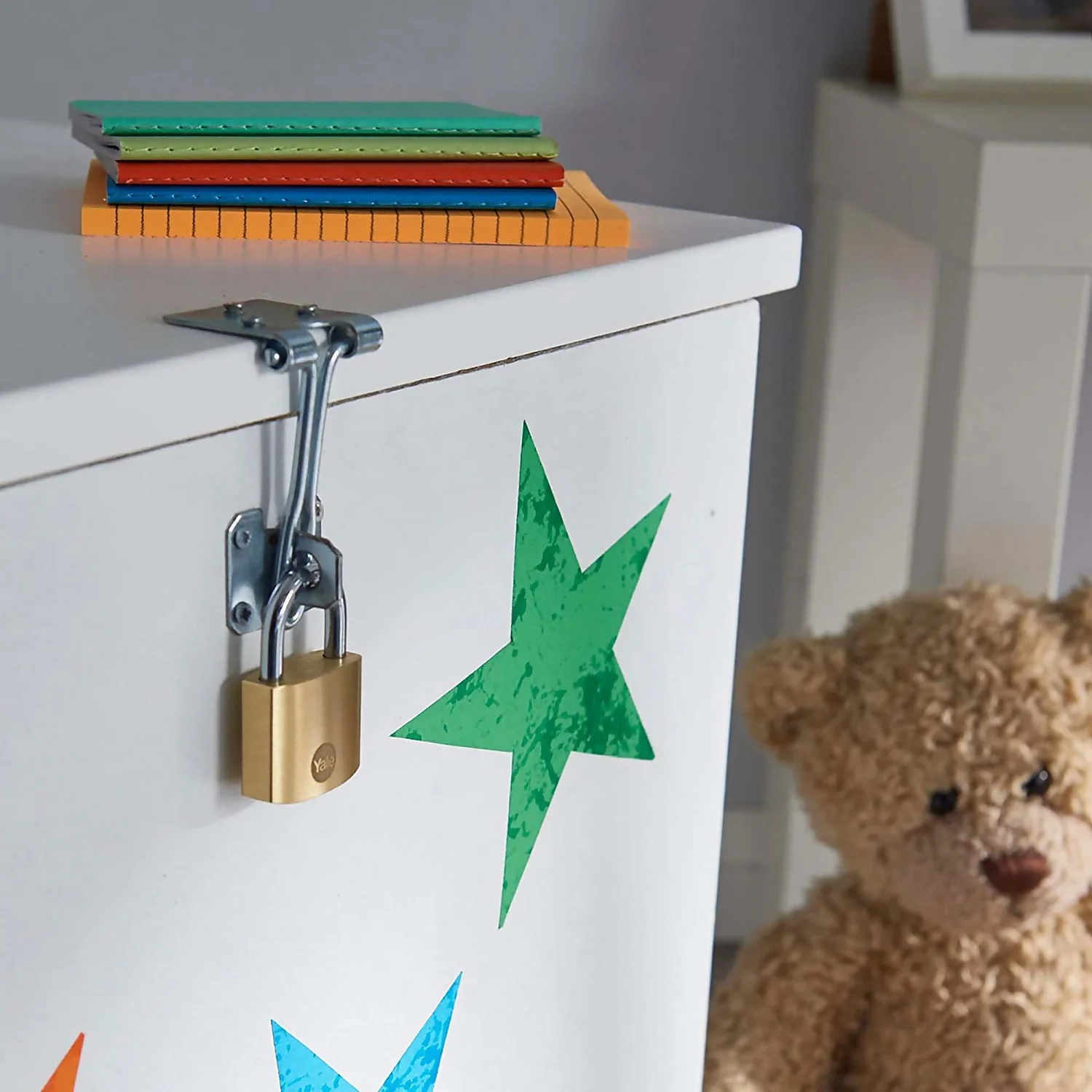 Yale Brass 40mm Padlock - Image 3